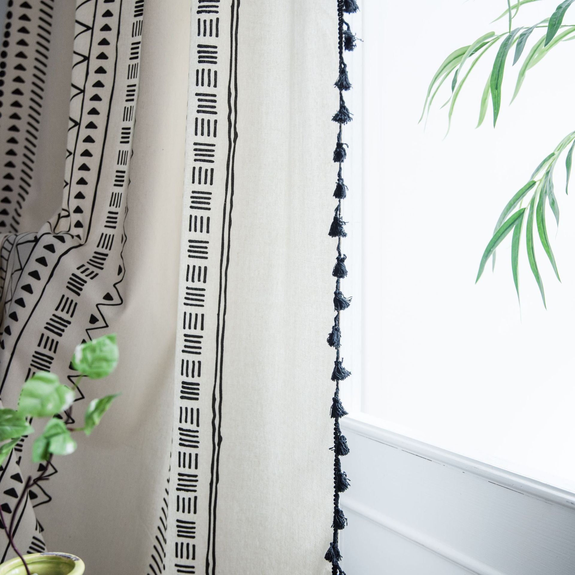 Curtain Finished Cotton and Linen Kitchen Curtain Bohemian Style Black and White Printed Bay Window Curtain