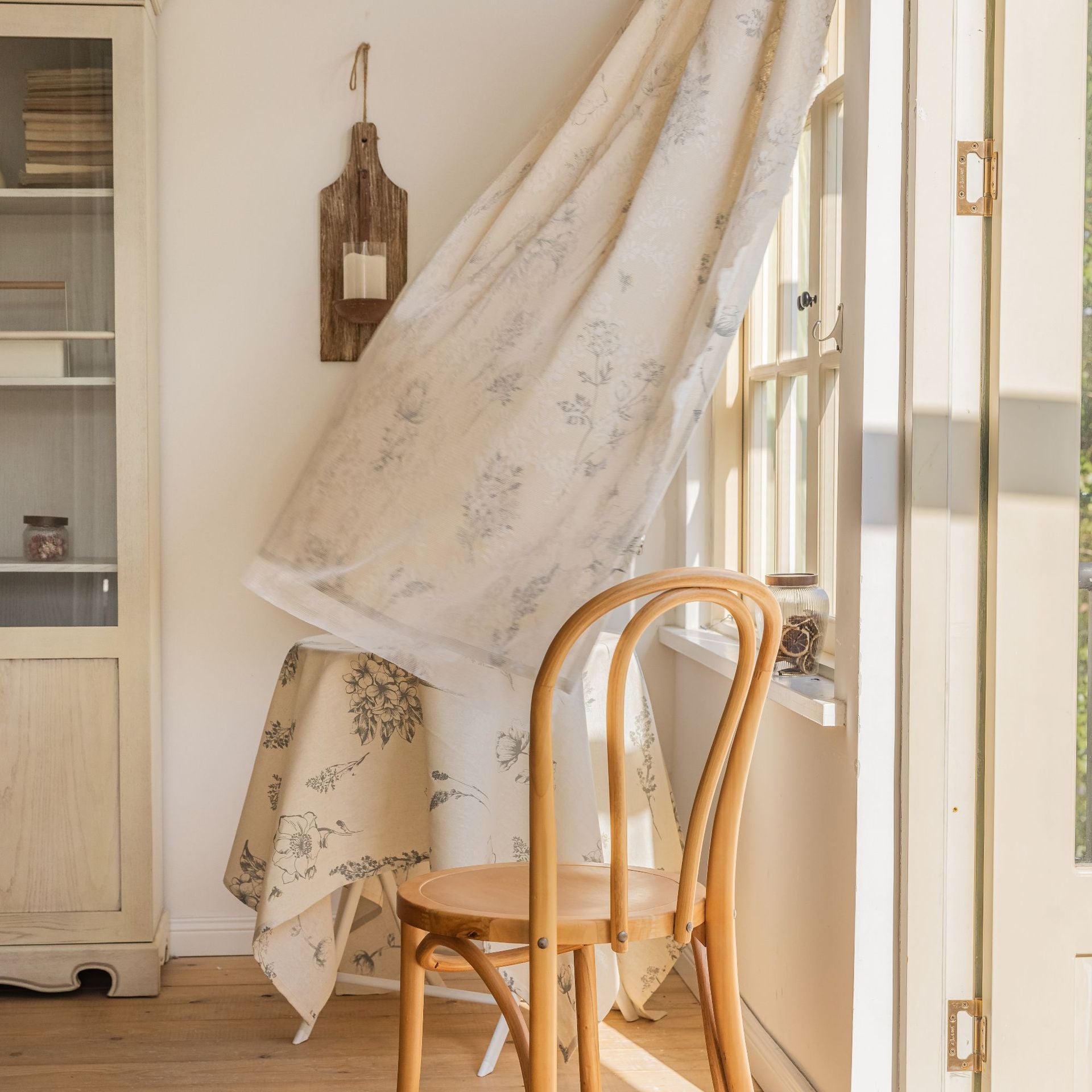 Grey Printed Curtain Sketch Semi-Shading Short Design Fresh Style Direct from Factory