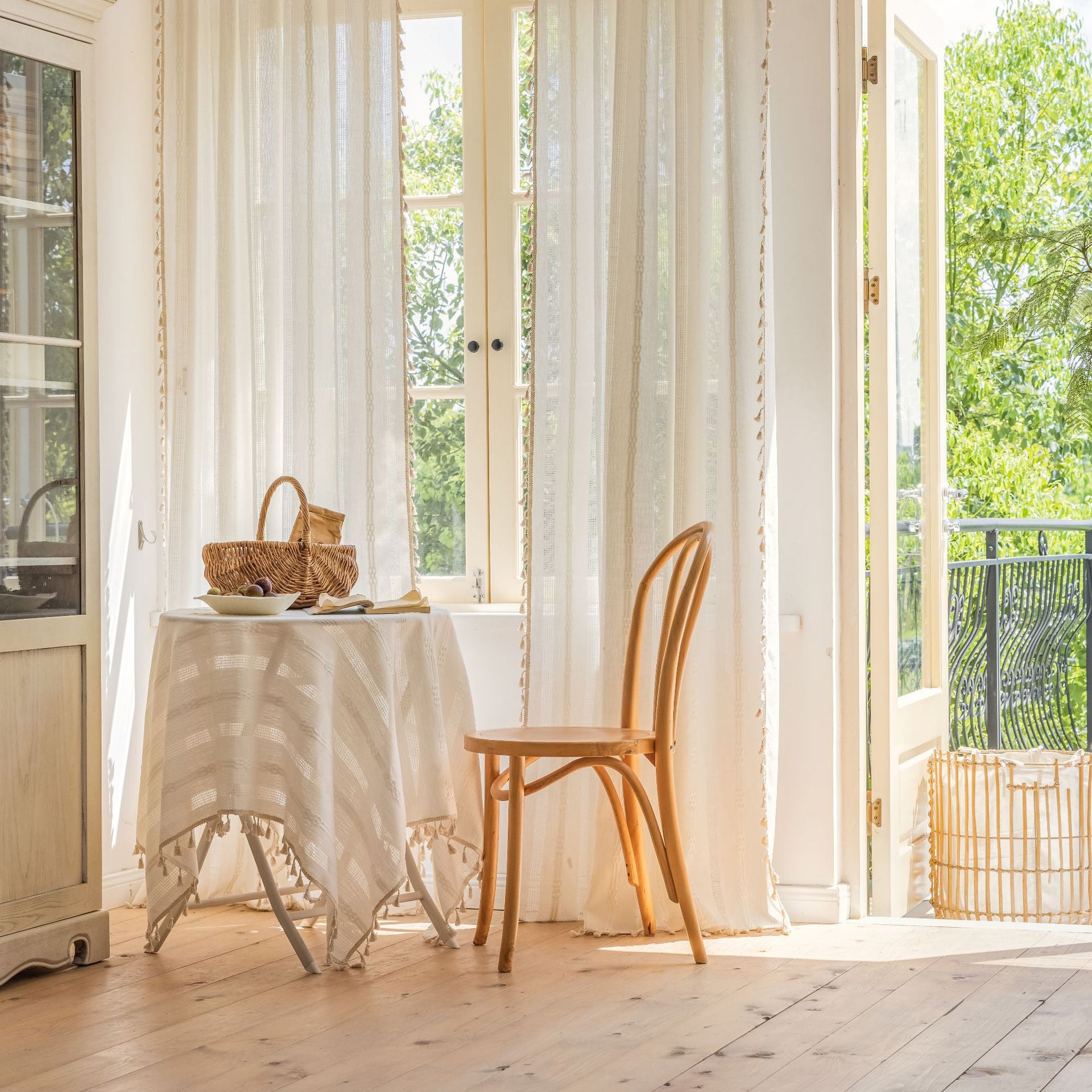 Curtain Finished White Striped Embroidered Curtain Semi-Shading Curtain Hollow Curtain for Kitchen Living Room Window Curtain