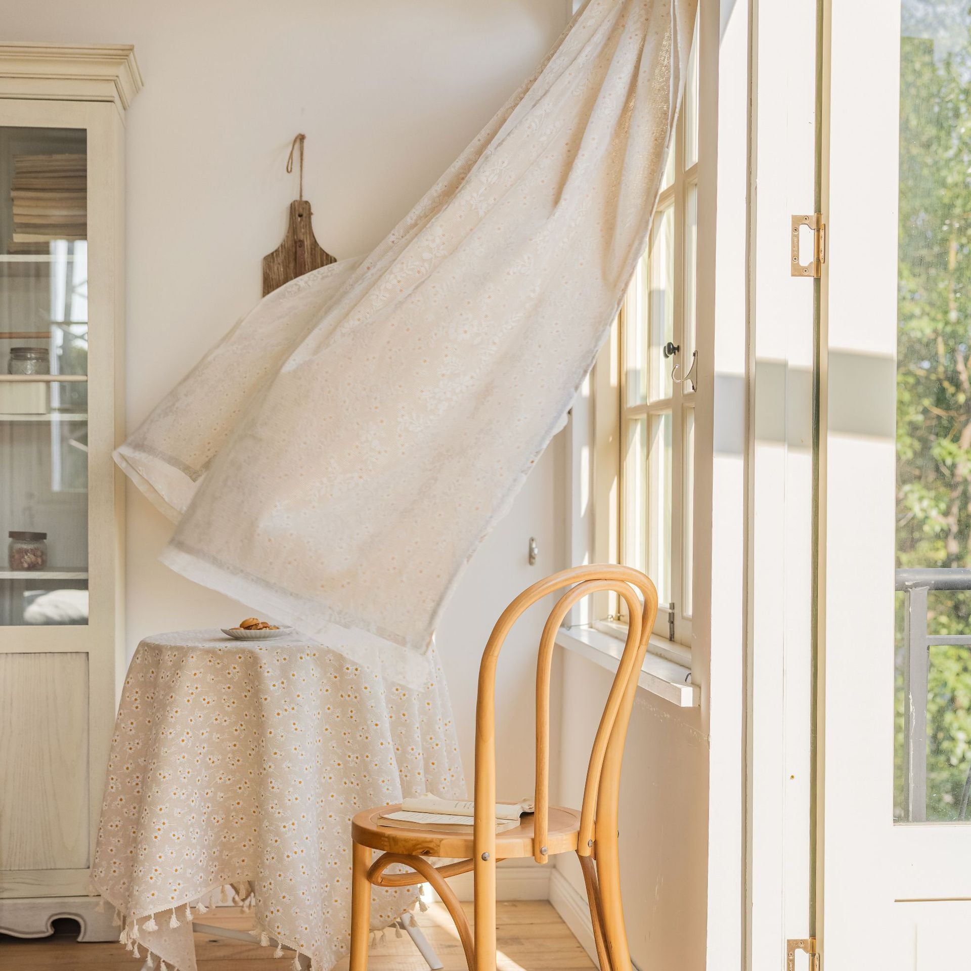 Grey Printed Curtain Sketch Semi-Shading Short Design Fresh Style Direct from Factory