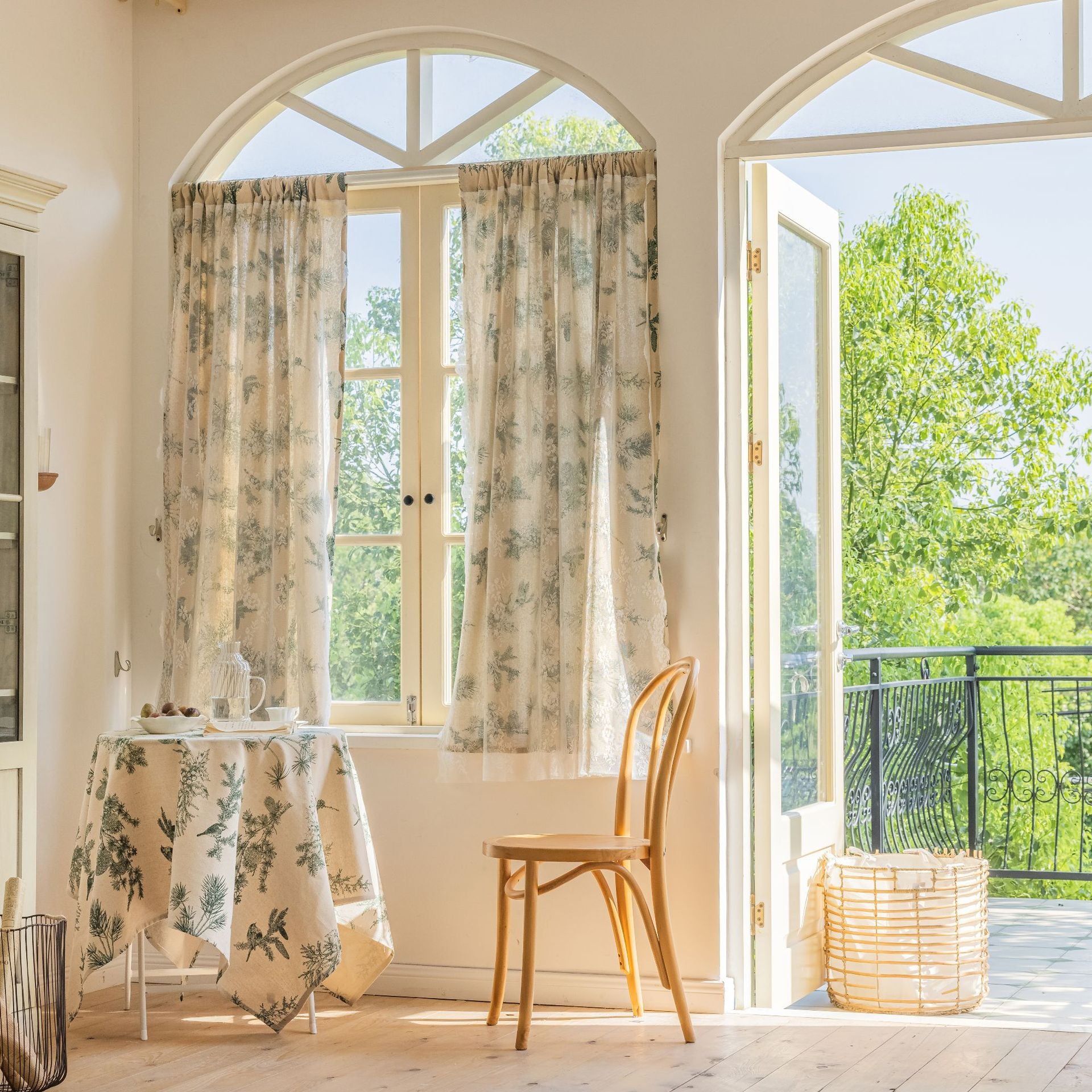 Grey Printed Curtain Sketch Semi-Shading Short Design Fresh Style Direct from Factory